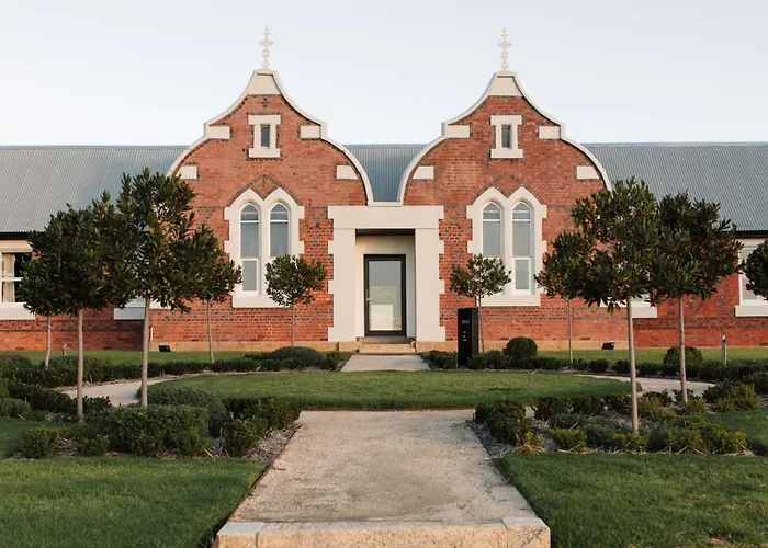 The Benev - Wellness Accommodation Beechworth
