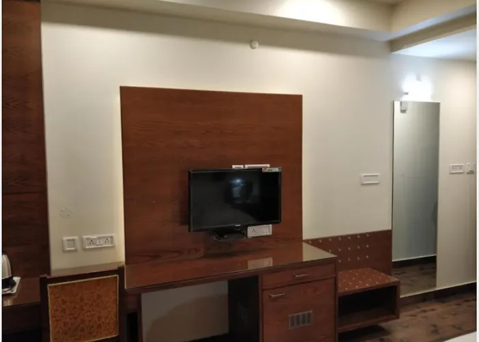 Hotel Yatrik Jhansi