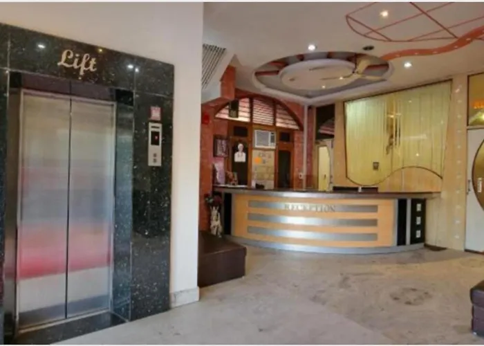 Hotel Yatrik Jhansi