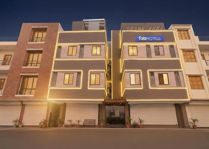 Fabhotel Grand Blue Indore
