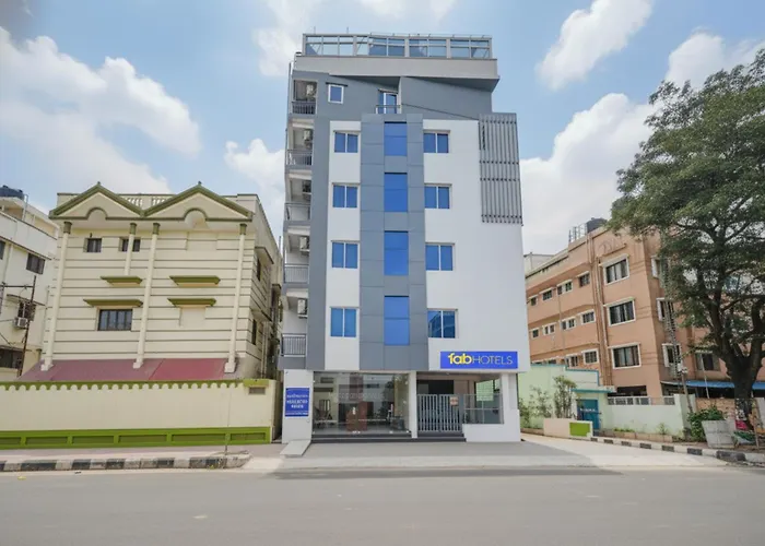 Fabhotel Crystal Suites Bangalore