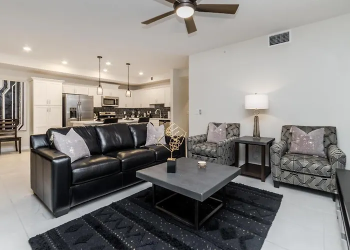 The Monochrome Aparthotel Orlando