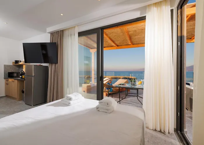 Soho Seafront Suites Chersonissos