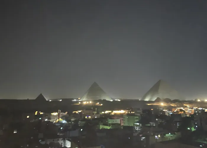 The Pyramid Hotel Caïro