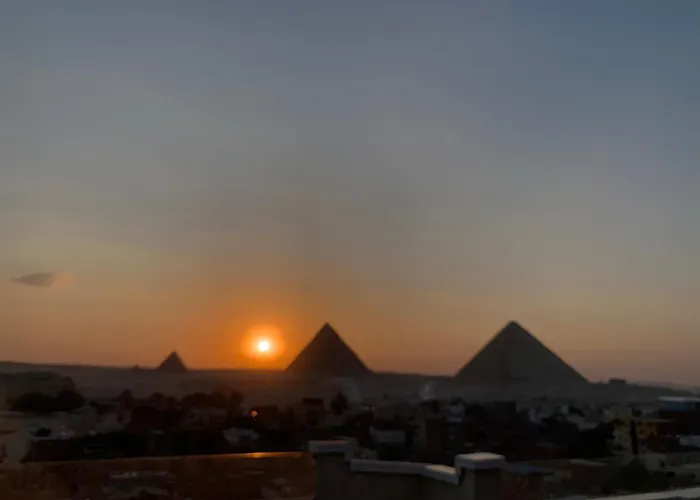 The Pyramid Hotel Caïro