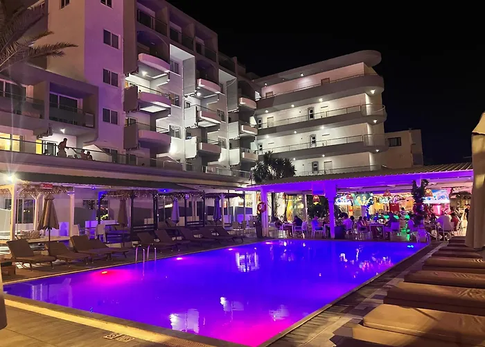 Osiris Hotel Apartments And Studios Ialysos 