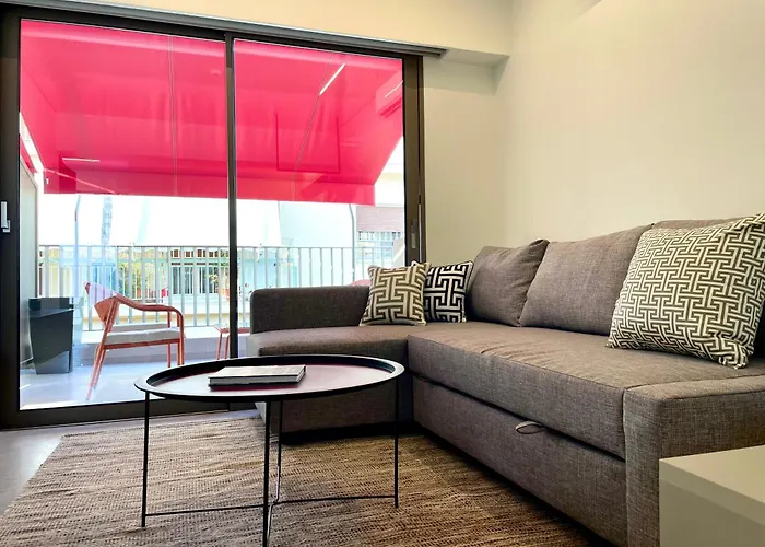The Nixon Luxury Suites And Apartment Hotel Athens