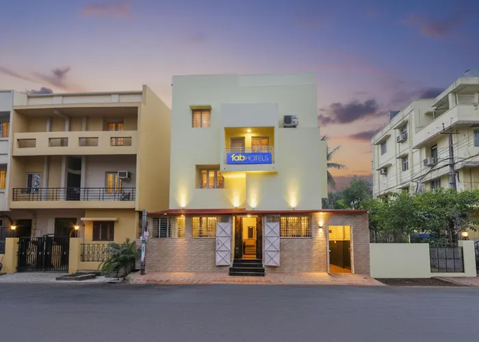 Fabhotel Olive Inn I - 260M From Saltlake Sector V Metro Station Kolkata