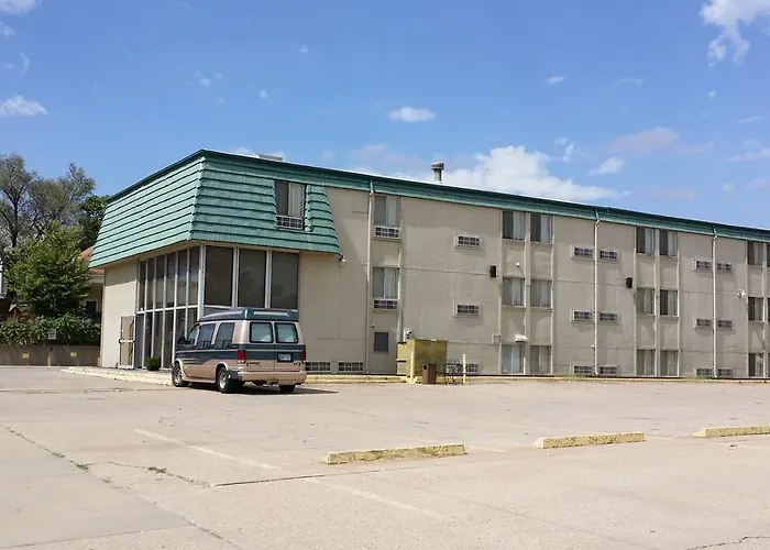 Sunflower Inn In Hutchinson