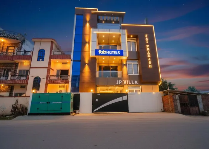 Fabhotel Jp Villa - Nr Stadium Varanasi