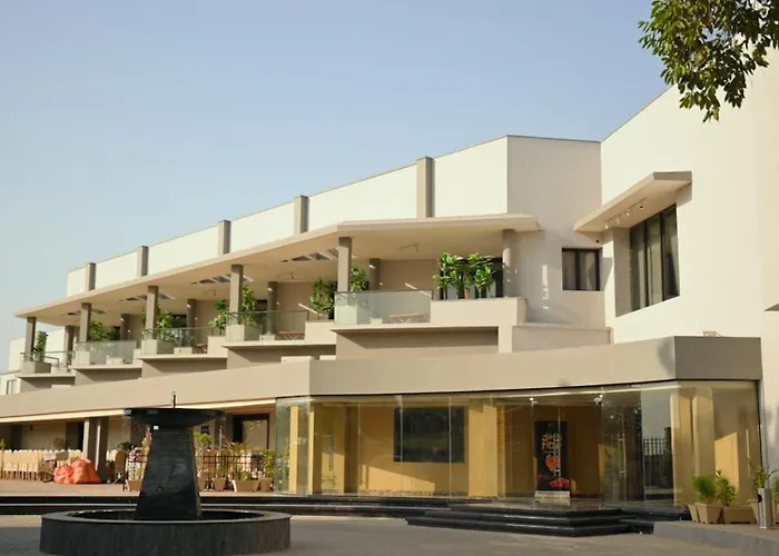 Rt Grace Royal Taj Hotel Sukkur