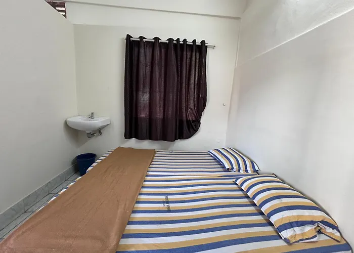 Yammuna Vihaar Tourist Home Kolluru
