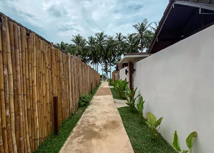 Chumphon Cabana Resort