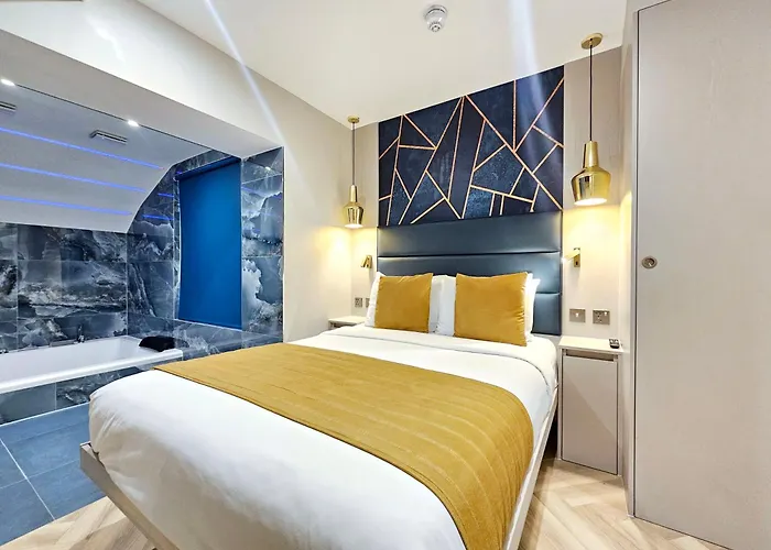 Nox Earls Court Aparthotel London