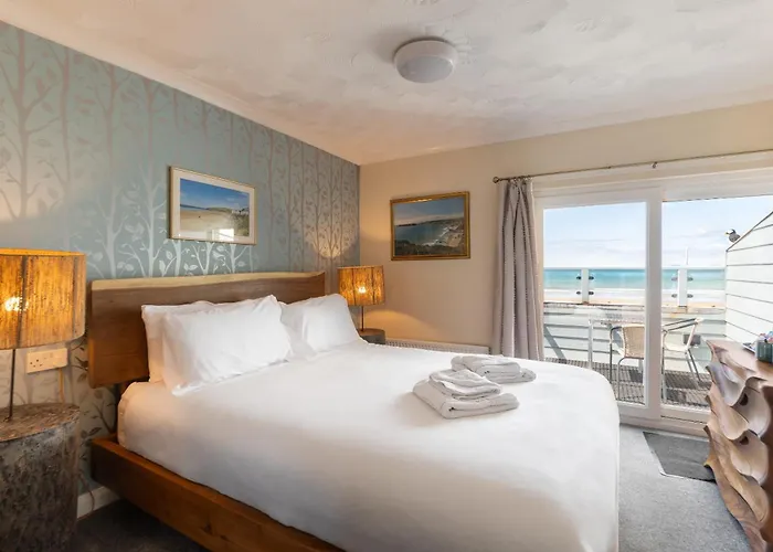 Rwts-Rooms And Resto Broad Haven