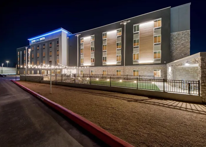 Everhome Suites San Antonio Lackland Near Seaworld By Choice Hotels