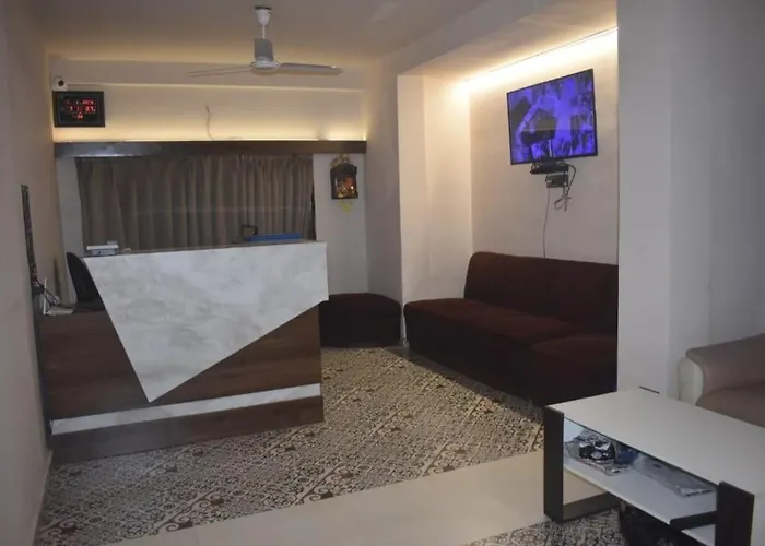 Hotel Ten Vapi