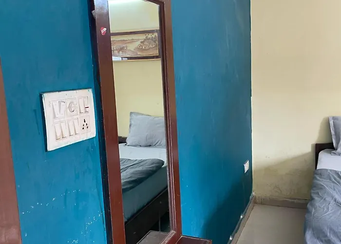 Nandini Guest House Hyderabad