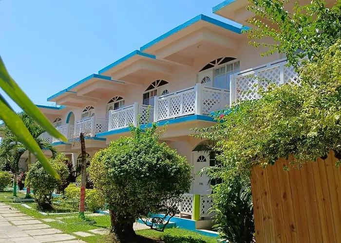 Fun Holiday Beach Hotel Negril