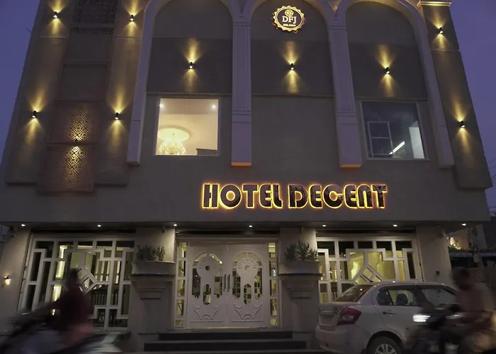Hotel Decent Barnala