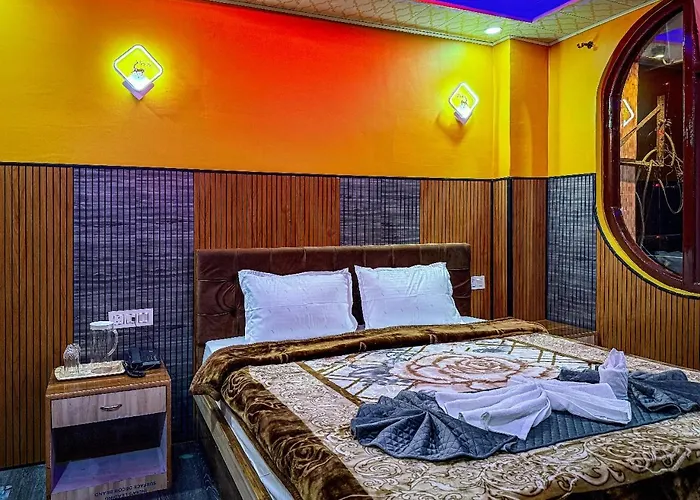 The Himalayan Paradise Darjeeling 