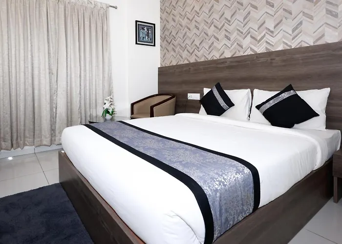 Parkwood Elite Hotel Bangalore