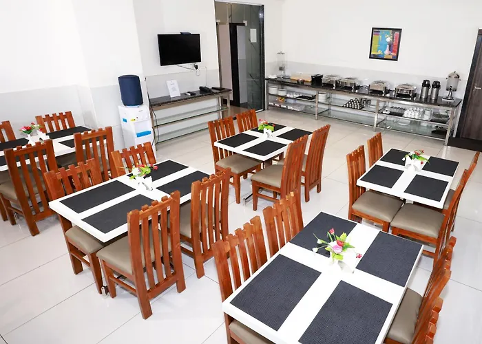 Parkwood Elite Hotel Bangalore