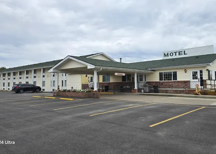 Rails Inn Forsyth
