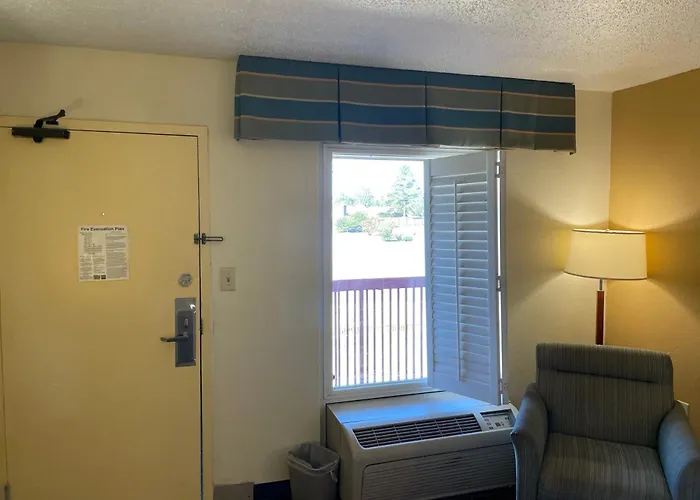 Millennium Inn Hattiesburg