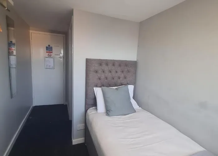 Hotel 52 Whitley Bay