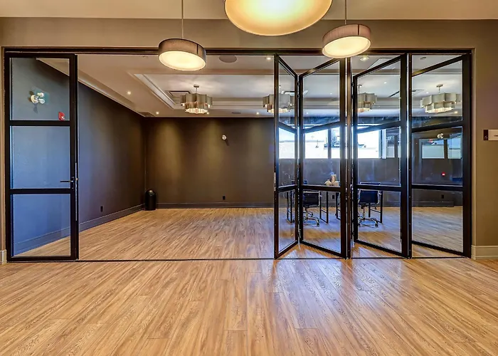 Dream Suites Near Yyz Airport Mississauga