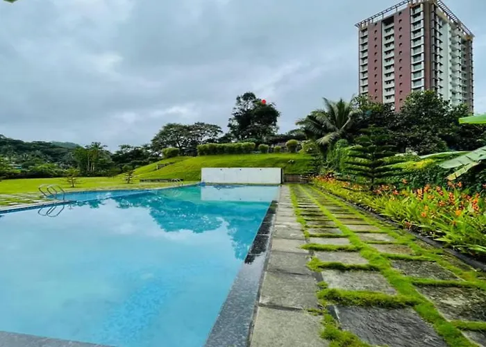 Mirage Luxuria Inn Vythiri