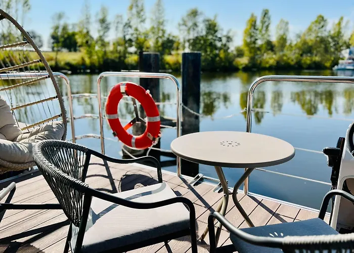 L'Escale Royale Torcy - Marne la Vallée