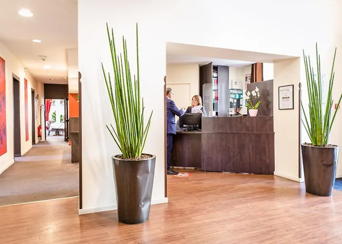 Hotel HI Brides-les-Bains