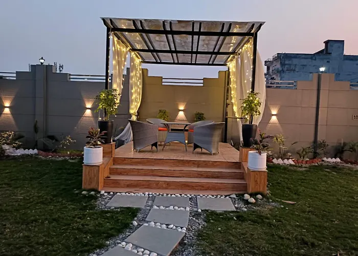 Arsh Villa New Delhi