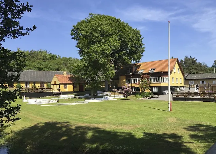 Hotel Skovly Rønne
