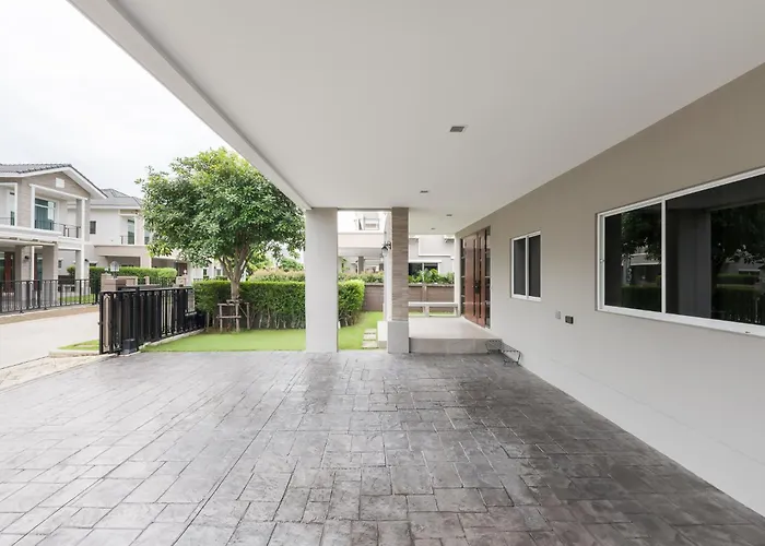 Laddarom Wongwaen-Ramintra Home กรุงเทพมหานคร