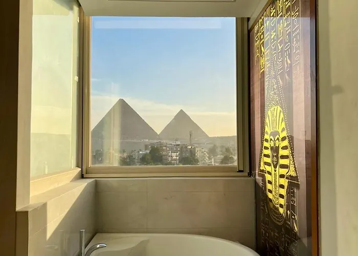 Nefertiti Royal Hotel Cairo