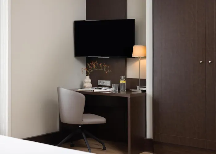Nh Atlanta Rotterdam Hotel