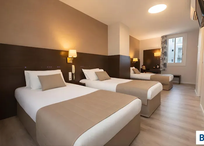 Hotel Croix Des Bretons - Lourdes Pyrenees