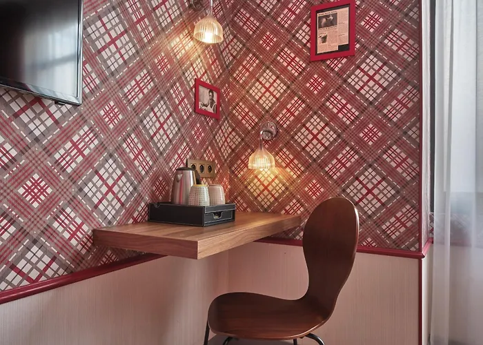 Hotel Boris V. By Happyculture Levallois-Perret