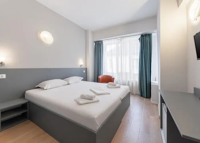 Elizeu Hotel Bükreş