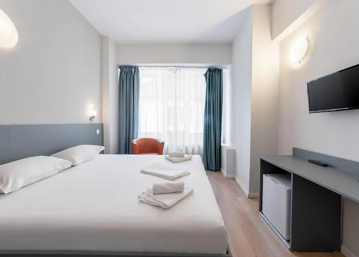 Elizeu Hotel Bükreş