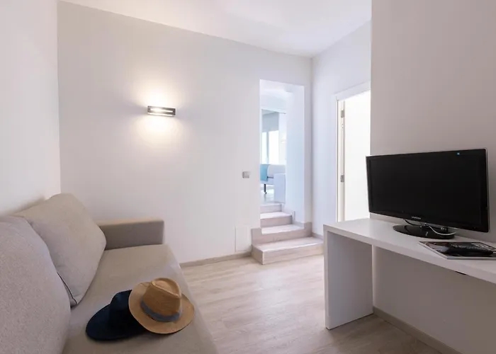 Invisa Hotel Es Pla - Adults Only San Antonio 