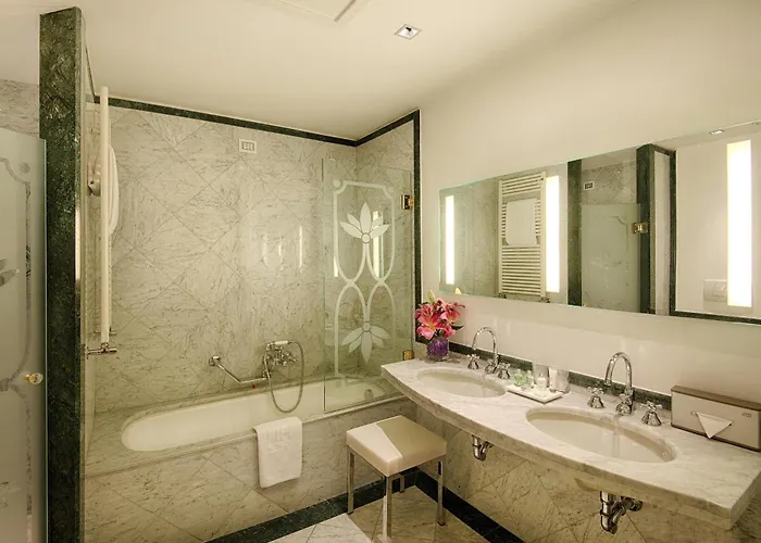Nh Firenze Hotel