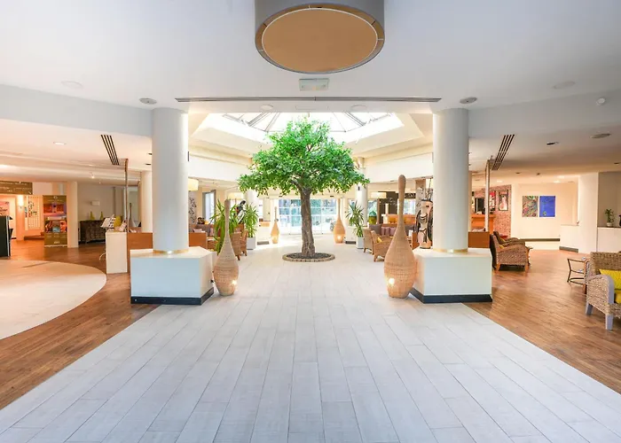 Garrigae Domaine De L'Esterel - Piscine & Spa Cinq Mondes Saint-Raphael 