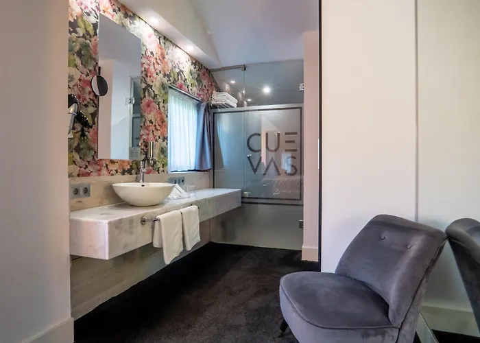 Hotel Cuevas - Adults Only Santillana del Mar