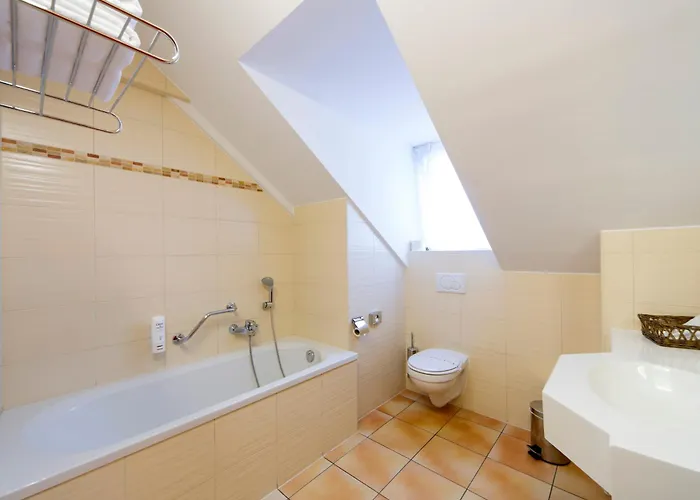 Hotel Leo Station Et Annexes Bastogne