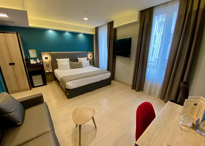 Grand Hotel Clichy Paris