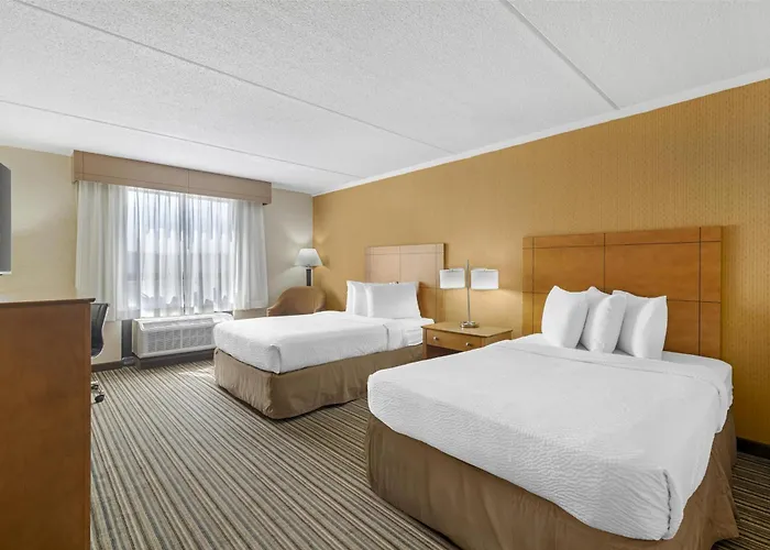 Best Western Royal Plaza Hotel And Trade Center Marlborough